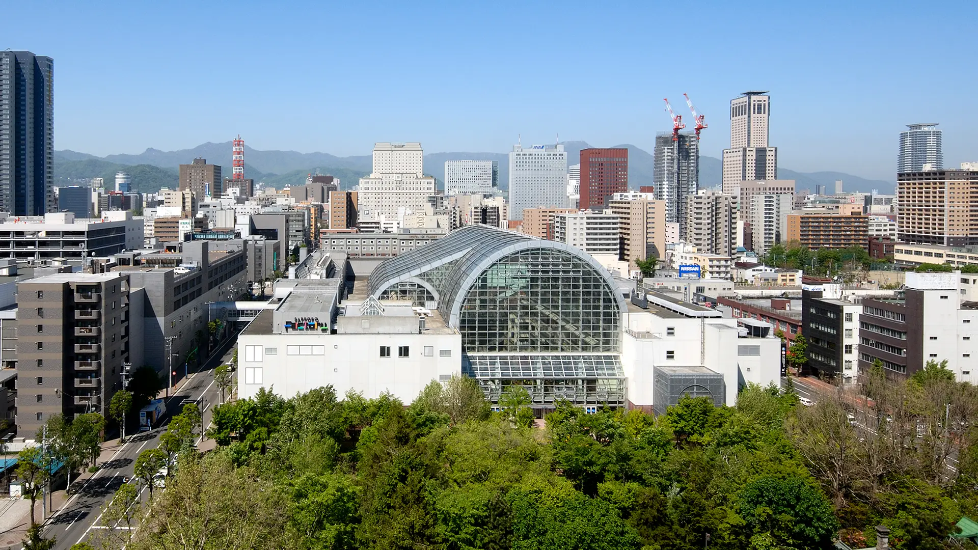 札幌ファクトリー全景外観